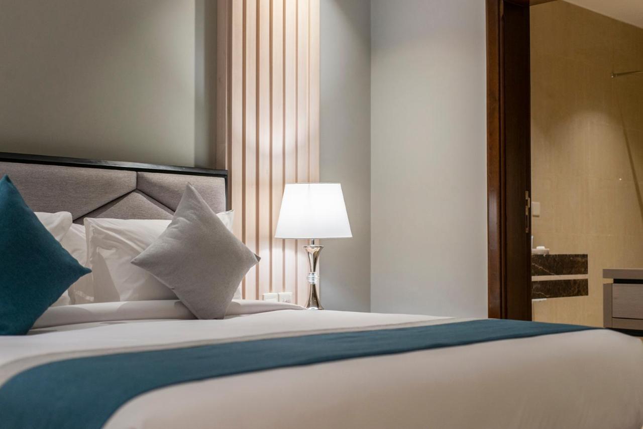 Enala Hotel Apartments - Tabuk タブーク エクステリア 写真