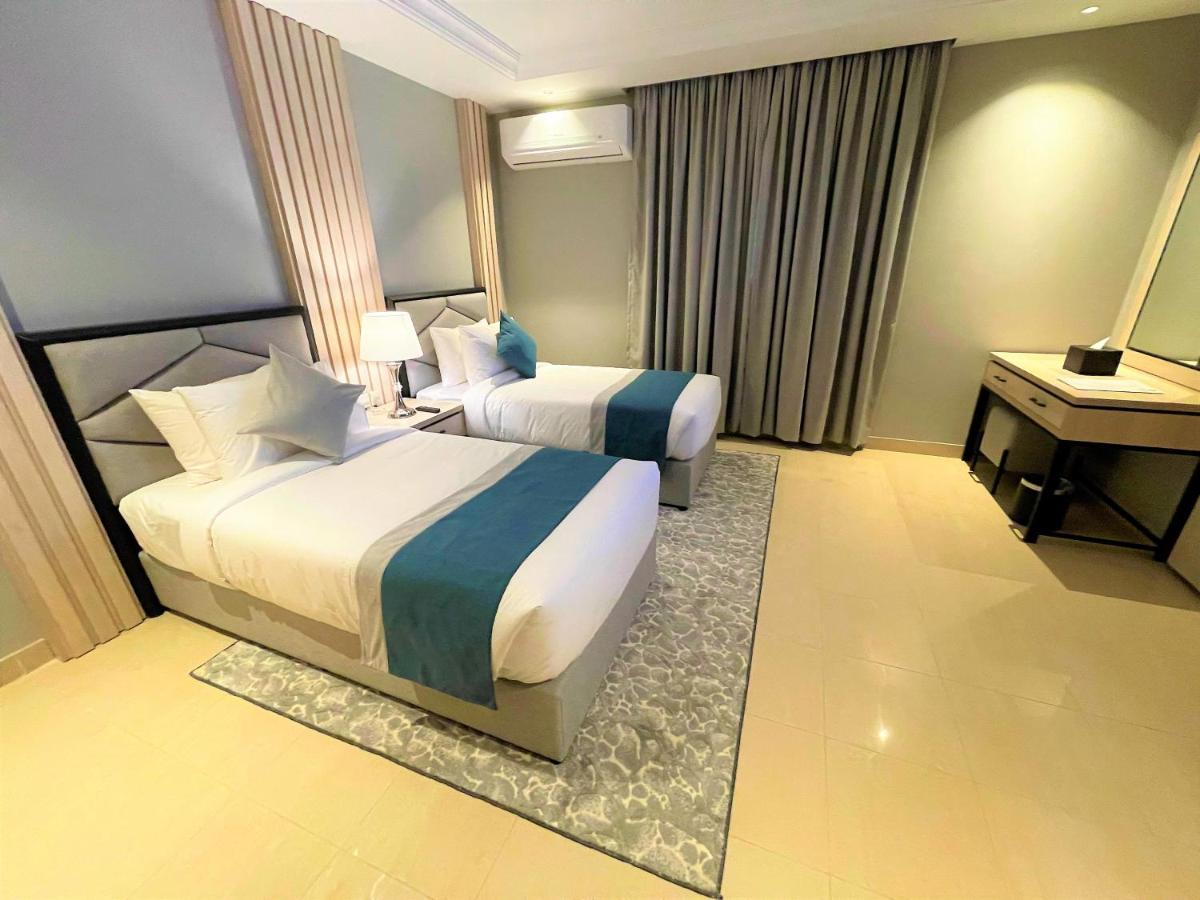Enala Hotel Apartments - Tabuk タブーク エクステリア 写真