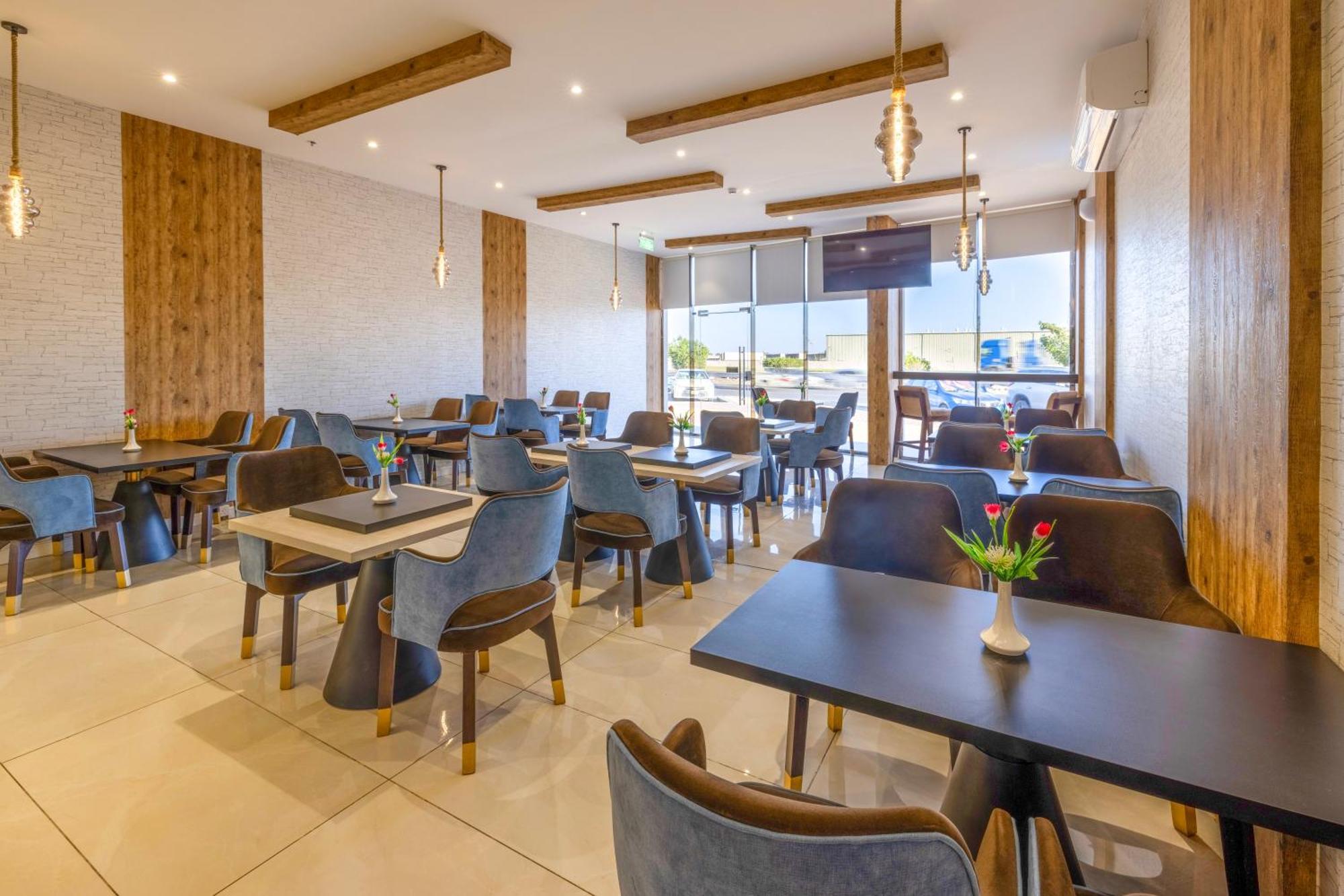 Enala Hotel Apartments - Tabuk タブーク エクステリア 写真